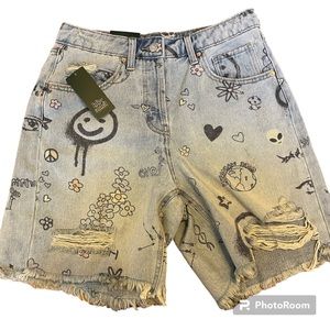 Wild Fable High Rise Bermuda Jean Shorts- 90s distressed- size 6